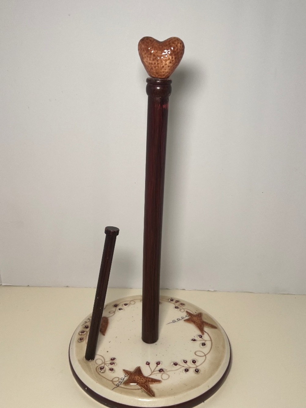 Vintage Linda Spivey Hearts and Stars Paper Towel Holder Ceramic Primitive Count